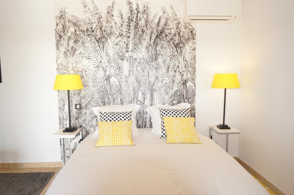Mas Lou Caloun - Chambre D'Hote Face A La Piscine En Camargue - Les Saintes Maries De La Mer Zimmer foto